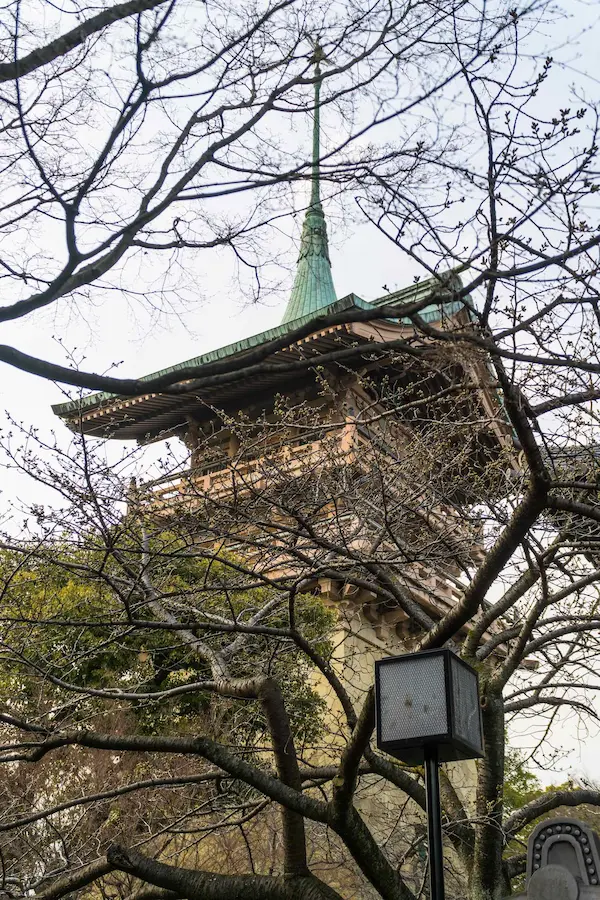 Yasaka Pagoda (1)